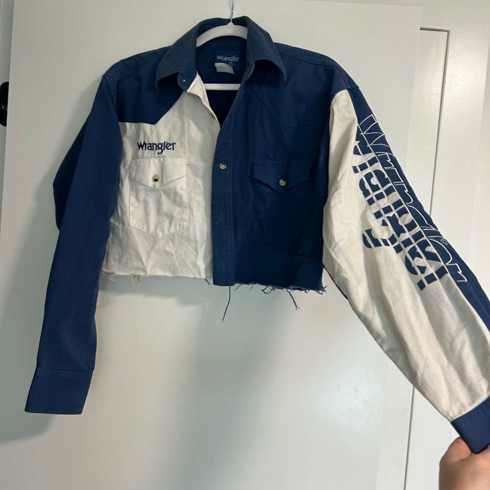 Wrangler crop shirt